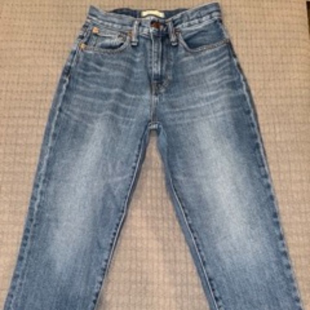 Madewell Momjean